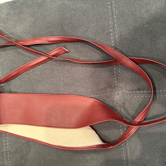 Red Faux Leather Obi Belt - Picture 2 of 2